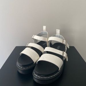Women’s Platform Sandals (Size: 9) (Color: White/Black)
